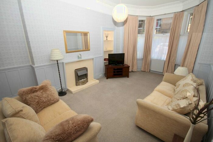 2 Bedroom Flat To Rent In West Savile Terrace, Blackford, Edinburgh, EH9