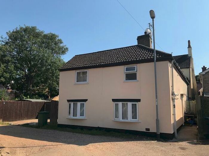 2 Bedroom House To Rent In Brooks Road, March, PE15