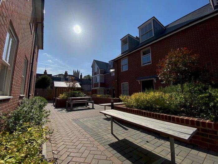 1 Bedroom Flat To Rent In Havelock Street, Canterbury, CT1