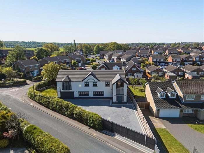 4 Bedroom Detached House For Sale In Hawthorns, Littleworth Lane, Rossington, DN11