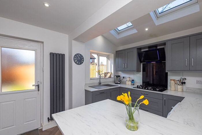 3 Bedroom Detached House For Sale In Dartmouth Road, Doncaster, DN4