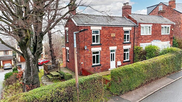 3 Bedroom Semi Detached House For Sale In Kirkcroft Lane, Killamarsh, S21