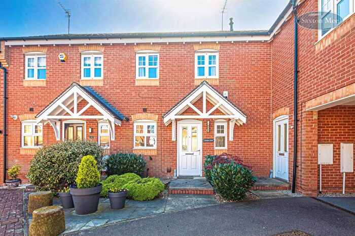 2 Bedroom Town House For Sale In Hawthorn Mews, High Green, Sheffield, S35