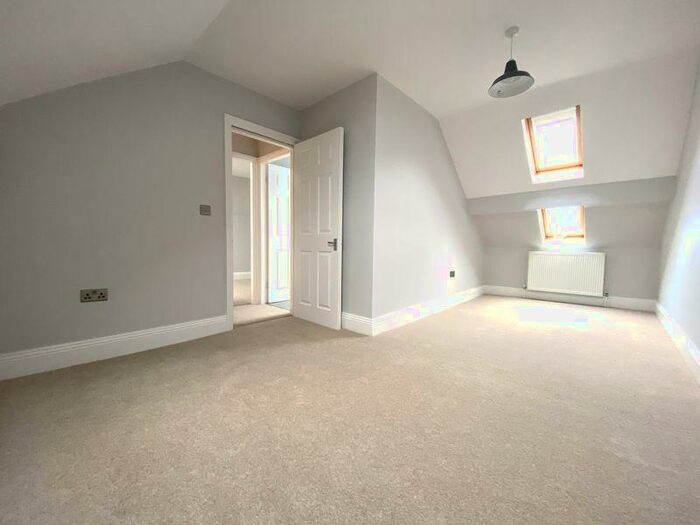 2 Bedroom Flat To Rent In Elms West, Ashbrooke, Sunderland, SR2