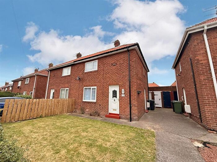 2 Bedroom Semi-Detached House To Rent In Windermere Road, Newbiggin-By-The-Sea, NE64