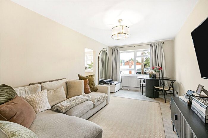 2 Bedroom Maisonette For Sale In Queens Road, Egham, Surrey, TW20