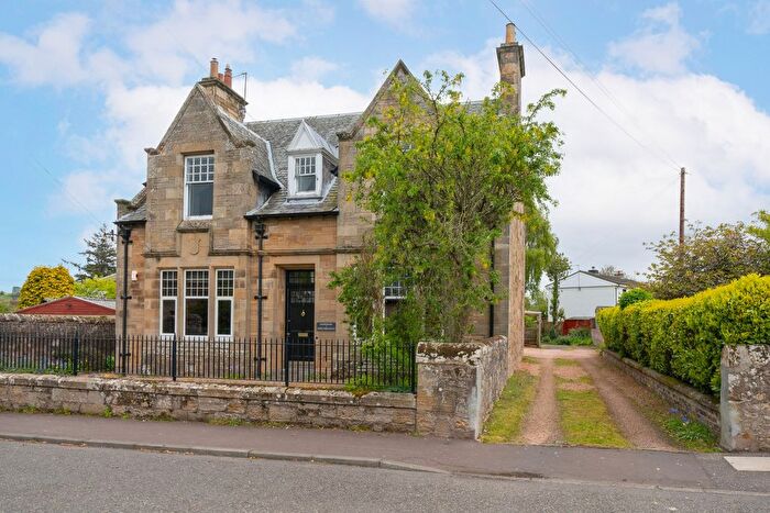 3 Bedroom Flat For Sale In West Park Road, Cupar, KY15
