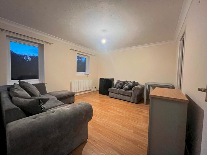 2 Bedroom Flat To Rent In St. Neots Road, Eaton Ford, St. Neots, PE19