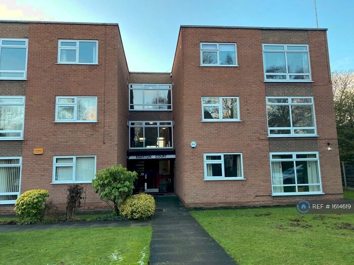 2 Bedroom Flat To Rent In Egerton Court, Stockport, SK3