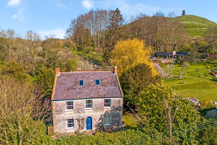 6 Bedroom Detached House For Sale In Tor Court, Glastonbury, BA6