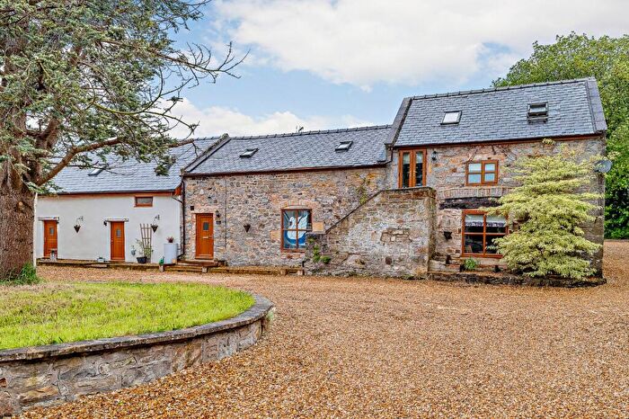 4 Bedroom House To Rent In Ffordd Y Gilrhos, Mold, Flintshire, CH7