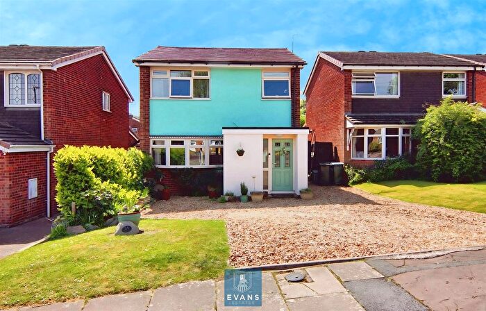3 Bedroom Detached House For Sale In Staverton Close, Mount Nod, Coventry, CV5