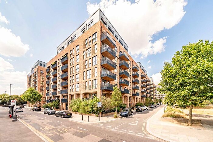 2 Bedroom Flat For Sale In Whelan Road, Acton, W3
