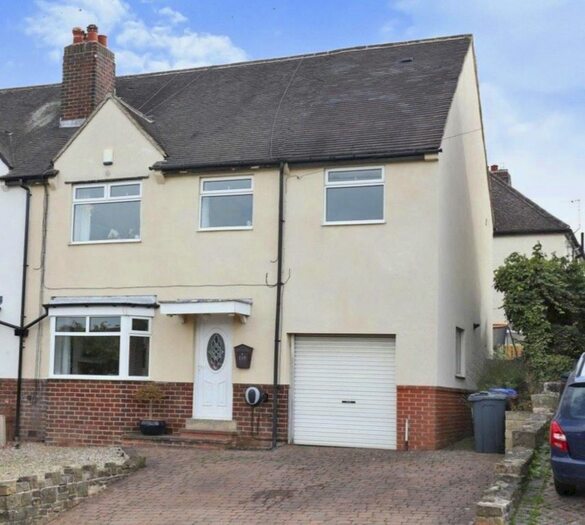 4 Bedroom Semi-Detached House To Rent In Bocking Lane, Sheffield, S8