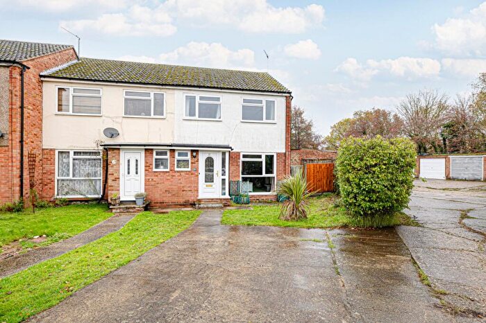 3 Bedroom End Of Terrace House For Sale In Elm Close, Elsenham, Bishop's Stortford, Essex, CM22