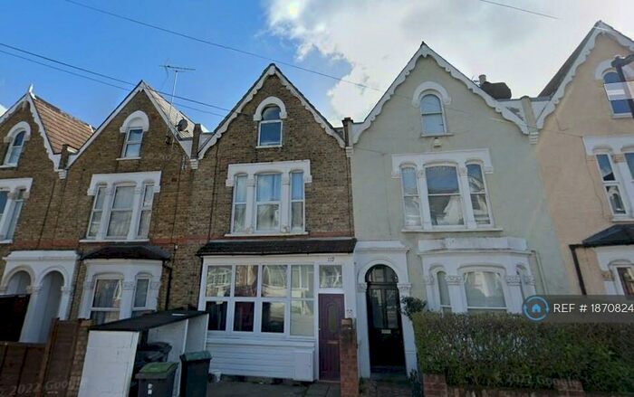 1 Bedroom Flat To Rent In Whittington Road, London, N22