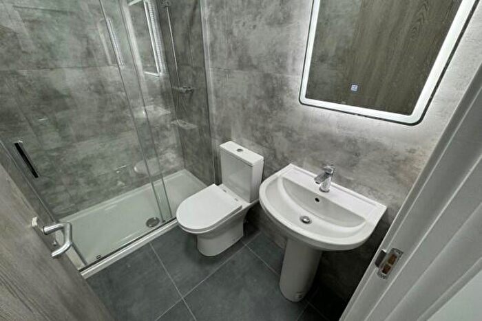 1 Bedroom Flat To Rent In Caxton Place Newport, NP20