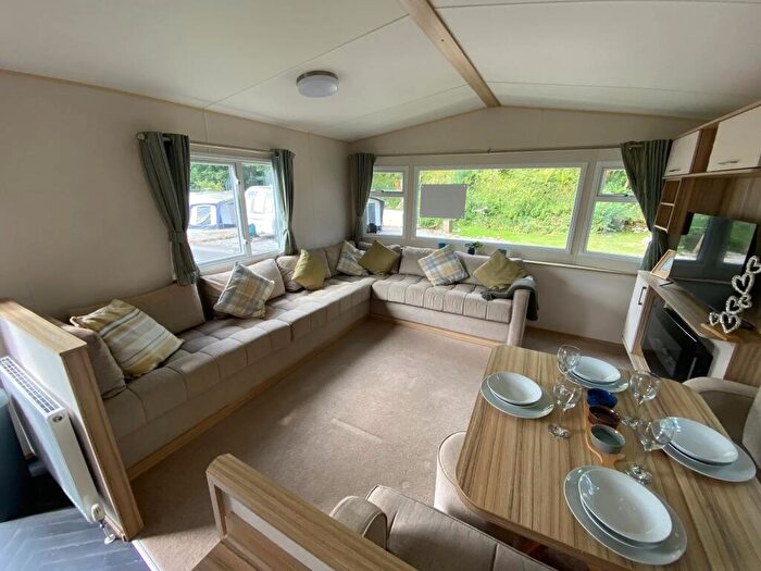 2 Bedroom Caravan For Sale In Abi Hudson, Ashbourne Heights Country And Leisure Park, Ashbourne, Derbyshire, DE6