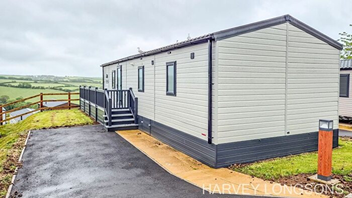 2 Bedroom Park Home For Sale In Polperro Road, Looe, PL13
