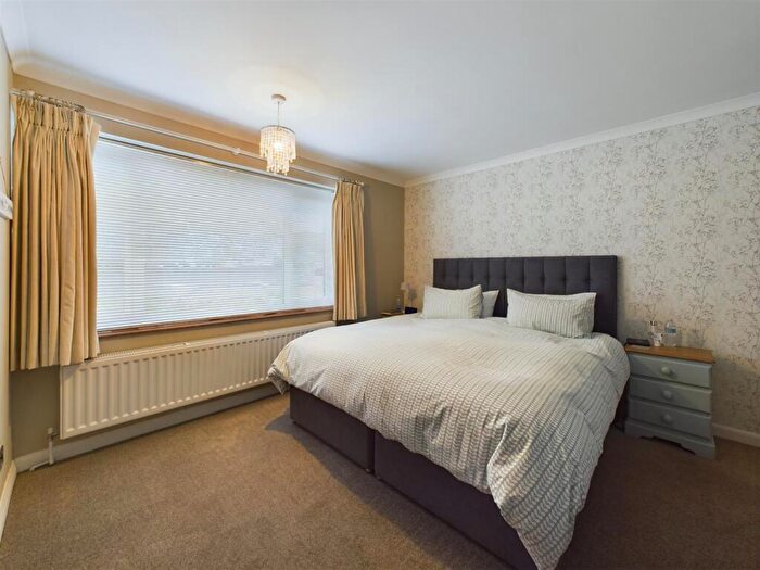 3 Bedroom Detached Bungalow For Sale In Cromer Road, Overstrand, NR27