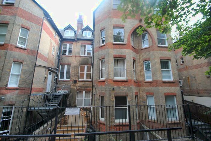 2 Bedroom Flat To Rent In Old Christchurch Road, BH1
