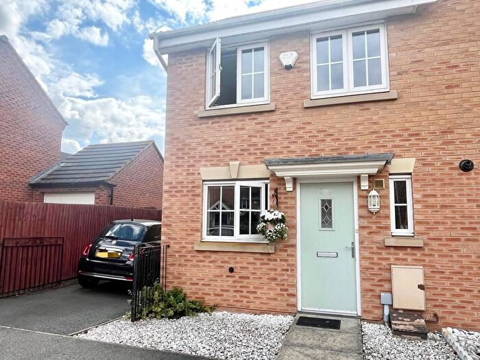 2 Bedroom Semi-Detached House To Rent In Moody Close, Nottingham, NG9