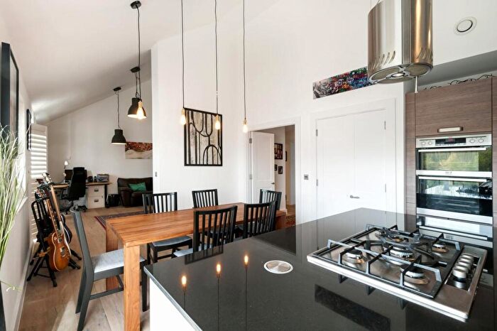 2 Bedroom Apartment To Rent In Shoesmith Lane, Kings Hill, West Malling, ME19