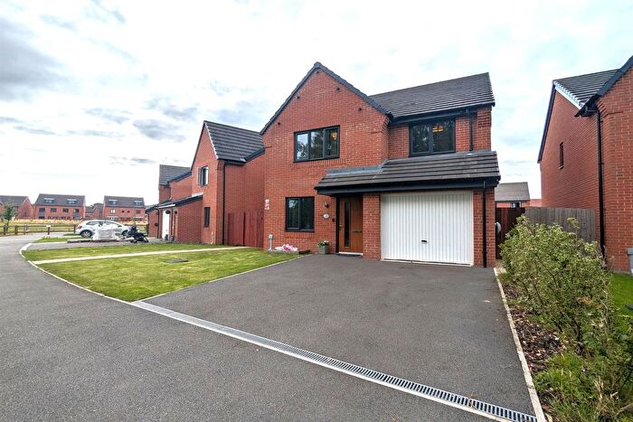 4 Bedroom Detached House For Sale In Castlemilk Court, Winsford, CW7