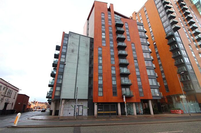 1 Bedroom Apartment To Rent In Skyline Central, Goulden Street, Manchester City Centre, M4