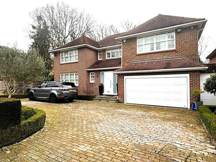 4 Bedroom Detached House To Rent In Harmsworth Way, London, N20
