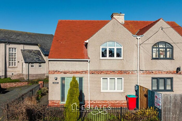 3 Bedroom Semi-Detached House For Sale In London Road, Trelawnyd, LL18