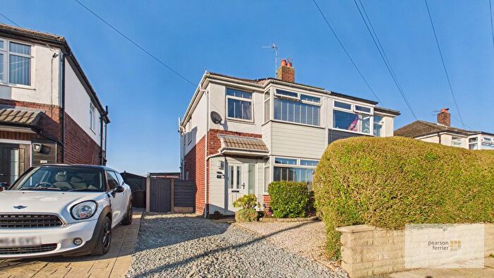 3 Bedroom Semi Detached House For Sale In Saxon Close, Elton, Bury, BL8