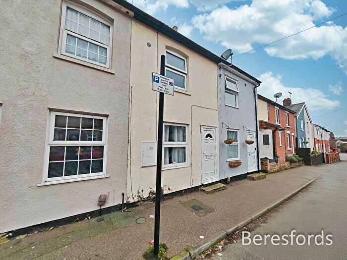 2 Bedroom Terraced House For Sale In Winnock Road, Colchester, CO1