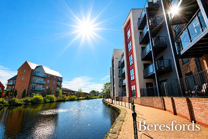 2 Bedroom Apartment To Rent In Marina Court, Wharf Road, CM2