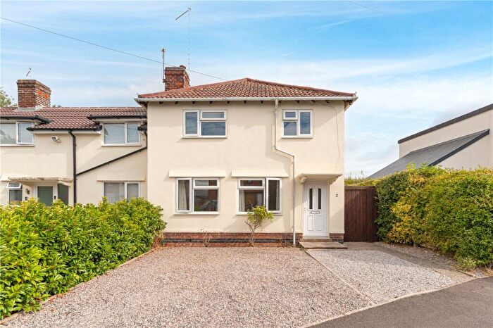 4 Bedroom End Of Terrace House For Sale In Halls Close, Whitnash, Leamington Spa, Warwickshire, CV31