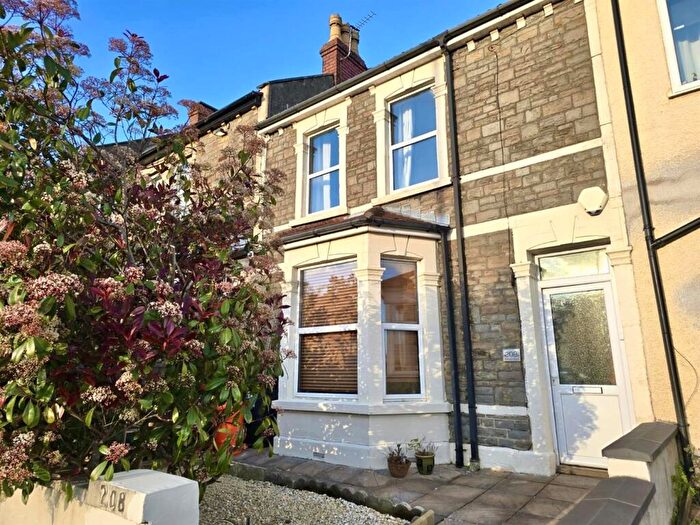 3 Bedroom Terraced House For Sale In Charlton Road, Kingswood, Bristol, BS15