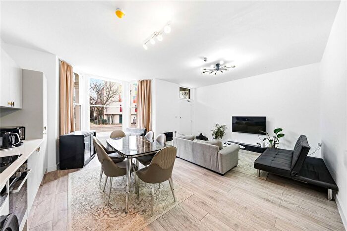 2 Bedroom Flat To Rent In Holloway Road, Holloway, London, N7