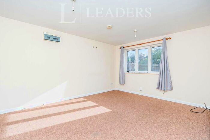 1 Bedroom Flat To Rent In Beech Road, Southampton, SO15