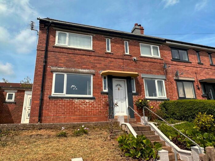 3 Bedroom Semi-Detached House To Rent In Upland Drive, Trevethin, Pontypool, NP4