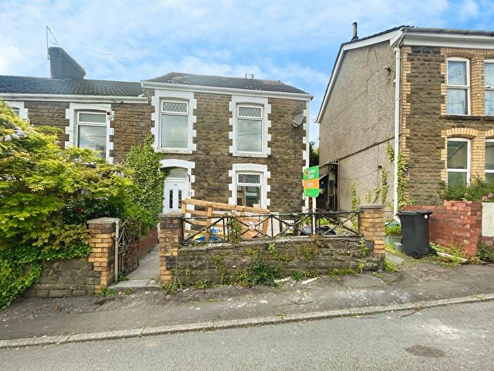 3 Bedroom Property To Rent In Woodland Road, Neath, SA10