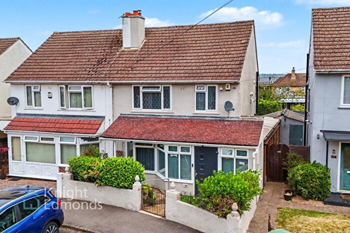 3 Bedroom Semi-Detached House For Sale In Hereford Road, Maidstone, ME15
