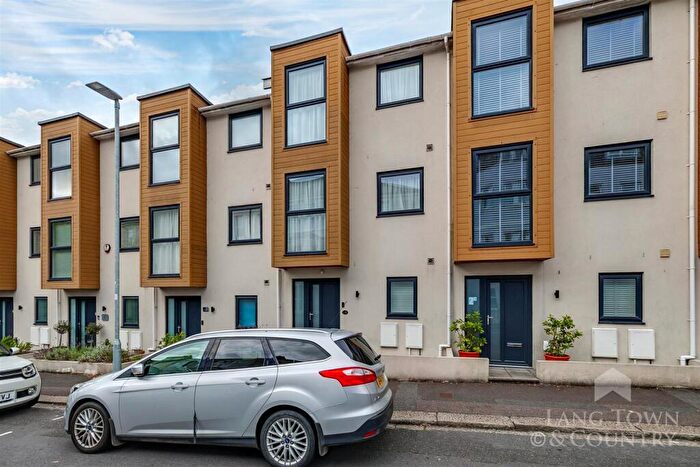 4 Bedroom Town House To Rent In Pier Street, Plymouth, PL1