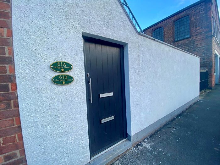 1 Bedroom Flat To Rent In Holgate Road, Nottingham, NG2