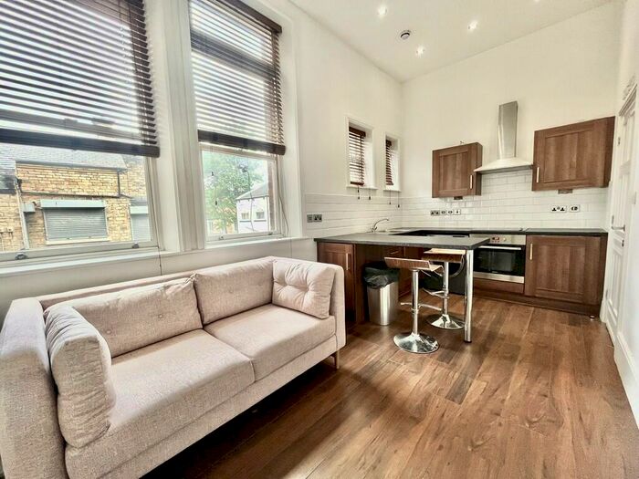 Apartment To Rent In Westminster House, A Queen St, Morley, LS27