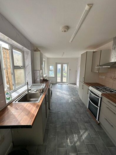 4 Bedroom Terraced House To Rent In Essex Road, London, E12