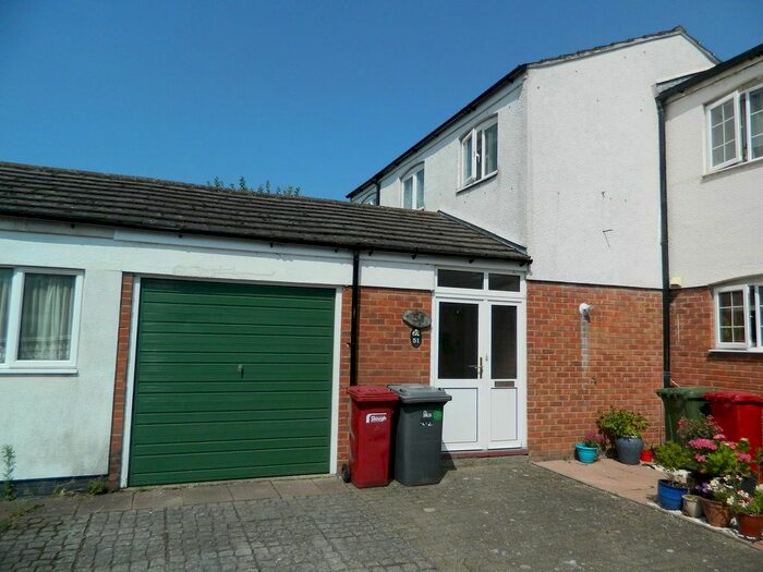 3 Bedroom Semi-Detached House To Rent In Goldsworthy Way, Burnham, Berkshire, SL1