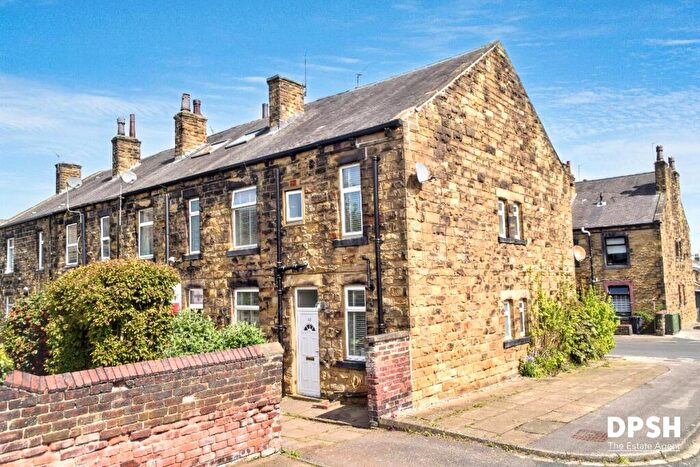 2 Bedroom Terraced House For Sale In Clough Street, Morley, Leeds, LS27