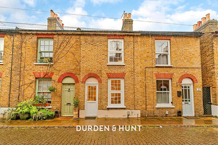 2 Bedroom Terraced House For Sale In Woollard Street, Waltham Abbey, EN9