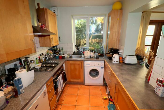 3 Bedroom Terraced House To Rent In B Brook Road, Bristol, PC02