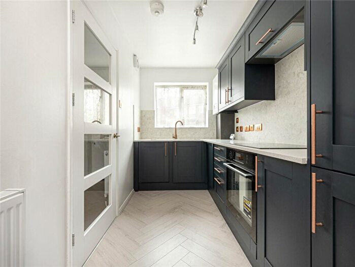 3 Bedroom Terraced House For Sale In Bennetts Close, Mitcham, CR4